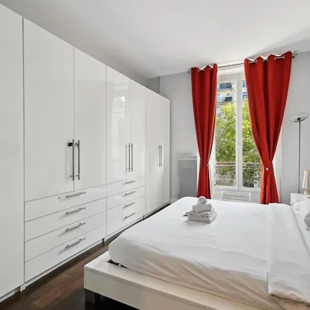 Bnbnook - Stylish 1br - Heart Of Golden Triangle Apartment Paris